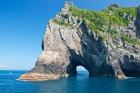 New Zealand, North Island, Bay of islands, Hole in the Rock
