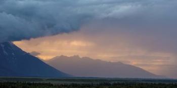 Incoming Rain | Obraz na stenu