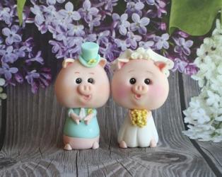 Bride And Groom Piggy | Obraz na stenu