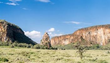 Fischers Tower, Hell's Gate National Park, Kenya | Obraz na stenu