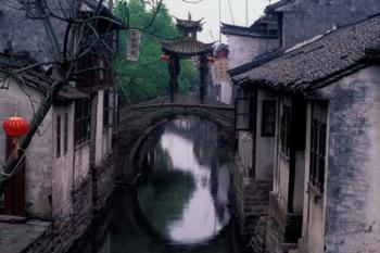 Stone Arch Bridge Over Grand Canal in Ancient Watertown, China | Obraz na stenu