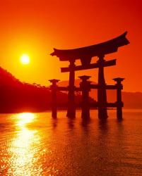 O-Torii Gate, Itsukushima Shrine, Miyajima, Japan | Obraz na stenu