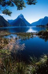 New Zealand, Mitre Peak, Milford Sound, Fiordland NP | Obraz na stenu