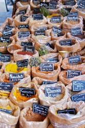 Merchant's Stall of Spices at Street Market | Obraz na stenu