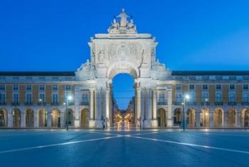 Portugal, Lisbon, Baixa, August Street Arch At Dawn | Obraz na stenu