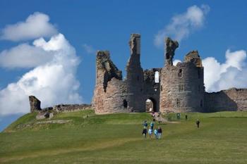 Dunstanburgh Castle Ruins, Northumberland, England | Obraz na stenu