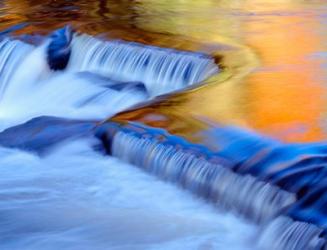 Water Reflecting Fall Foliage, Ontonagon River | Obraz na stenu