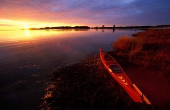 Kayak and Sunrise in Little Harbor in Rye, New Hampshire | Obraz na stenu