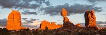 Arches National Park Balanced Rock Panorama, Utah | Obraz na stenu