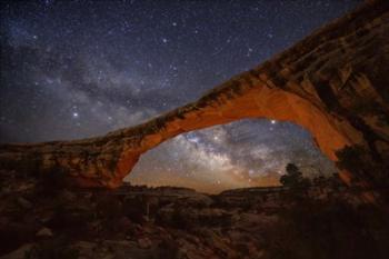 Milky Way behind Owachomo Bridge lite | Obraz na stenu