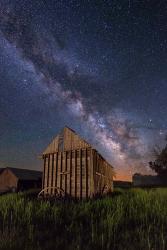 Milky Way over Vintage Wooden Granary | Obraz na stenu