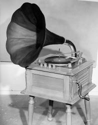 1950s Vintage Gramophone Converted To Furniture | Obraz na stenu