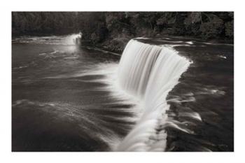 Tahquamenon Falls Michigan I BW | Obraz na stenu