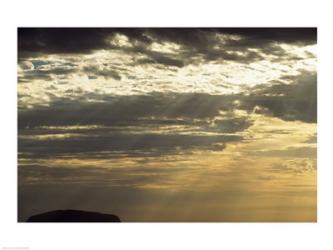 Low angle view of clouds in the sky, Ayers Rock, Uluru-Kata Tjuta National Park, Northern Territory, Australia | Obraz na stenu