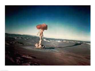 Atomic bomb testing in the desert | Obraz na stenu