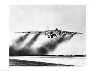 Low angle view of a fighter plane taking off, B-52 Stratofortress | Obraz na stenu