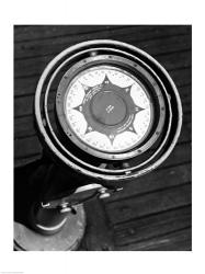 Close up of compass on deck of boat, Compass-Gyro Repeater | Obraz na stenu